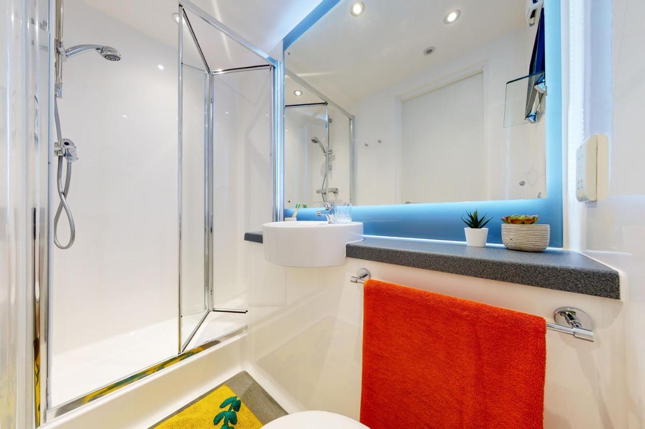 Canvas Walthamstow: Student-Focused Accommodation with Private Rooms and Shared Spaces London Exterior photo